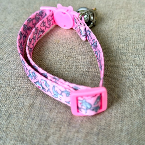 Cat Collar, Pink, Shark Design - Picture 2 of 2